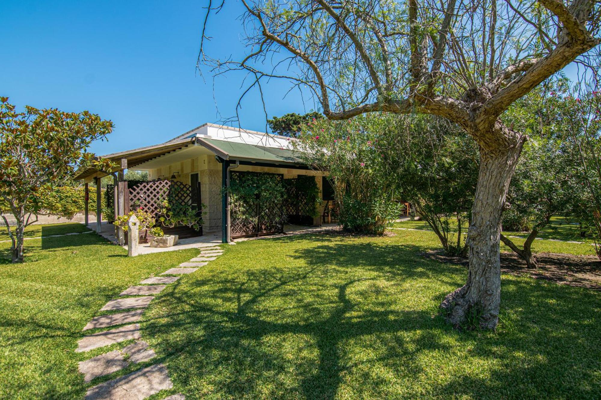 Bio Agriturismo Salos Alimini Exterior foto
